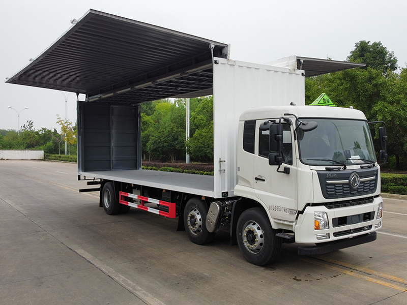 國(guó)六黃牌東風(fēng)天錦小三軸9米雙翼展廂式運(yùn)輸車(chē)